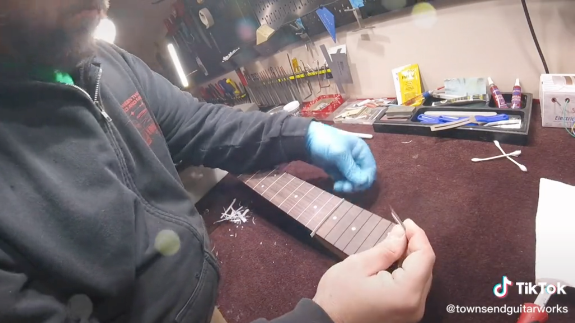 Load video: Fretless Bass Conversion